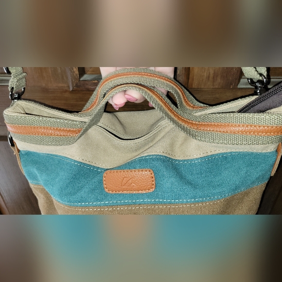 Snug Star Canvas Multi-Color Striped Cross Body Shoulder Bag/Tote - Picture 6 of 16